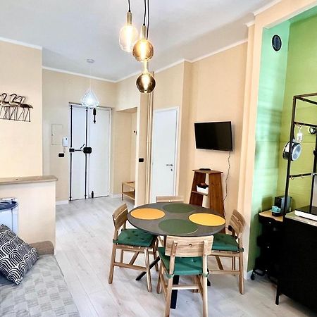 New Apartment, Near Metro Monte Grappa トリノ エクステリア 写真