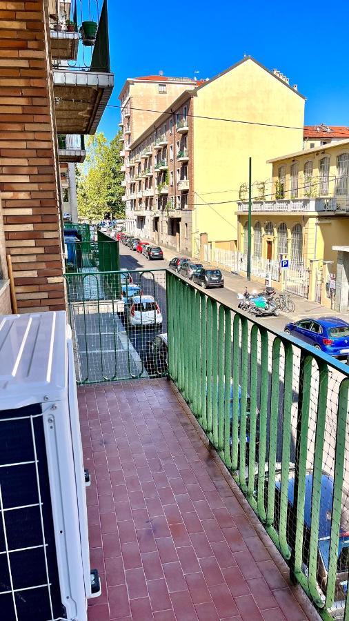 New Apartment, Near Metro Monte Grappa トリノ エクステリア 写真