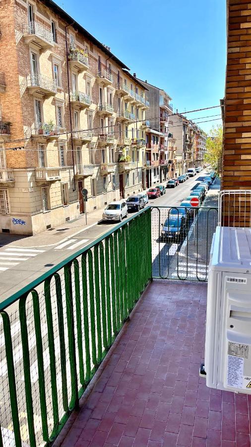 New Apartment, Near Metro Monte Grappa トリノ エクステリア 写真