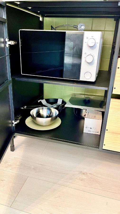 New Apartment, Near Metro Monte Grappa トリノ エクステリア 写真