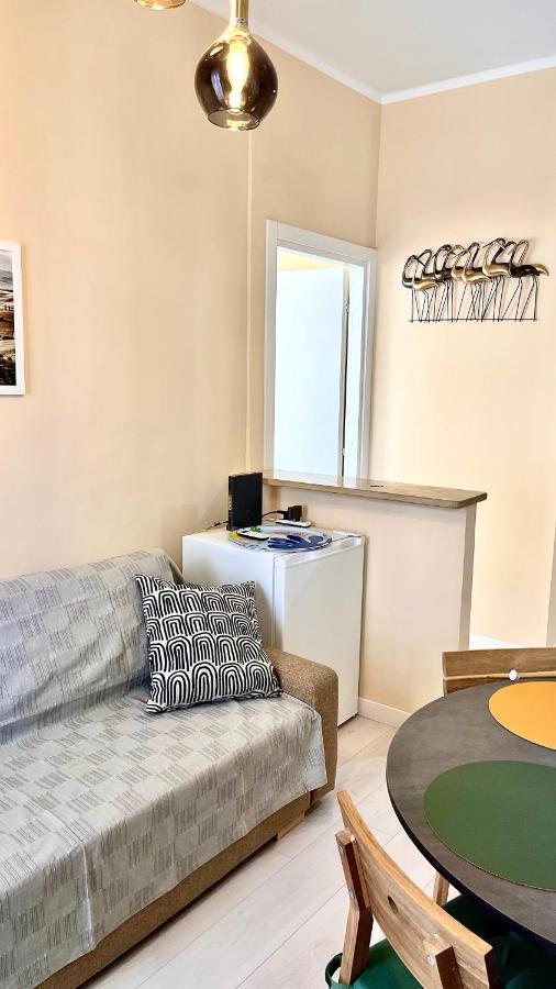 New Apartment, Near Metro Monte Grappa トリノ エクステリア 写真