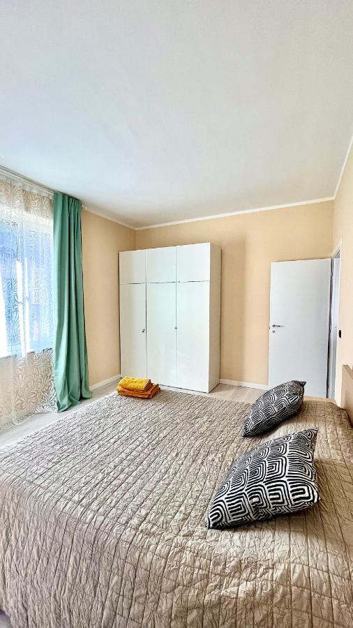 New Apartment, Near Metro Monte Grappa トリノ エクステリア 写真