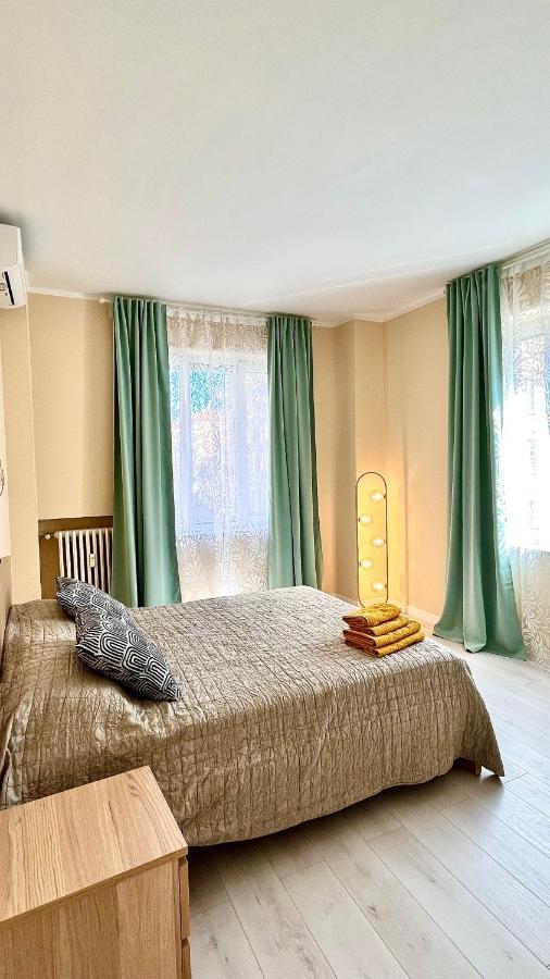 New Apartment, Near Metro Monte Grappa トリノ エクステリア 写真