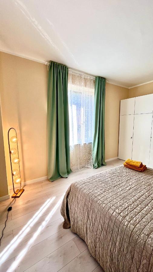 New Apartment, Near Metro Monte Grappa トリノ エクステリア 写真